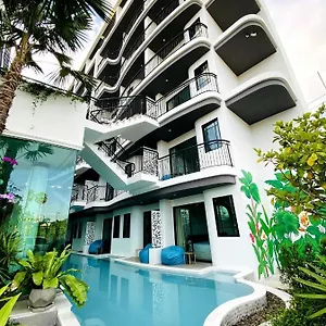 4* Hotel Poolrada Boutique - Sha